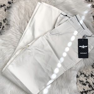 Fashion Nova Men’s white slim fit pant. Size 32